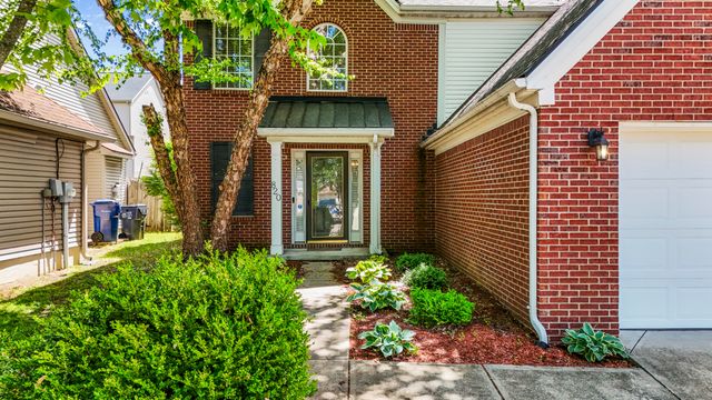 820 White Wood Flat, Lexington, KY 40511