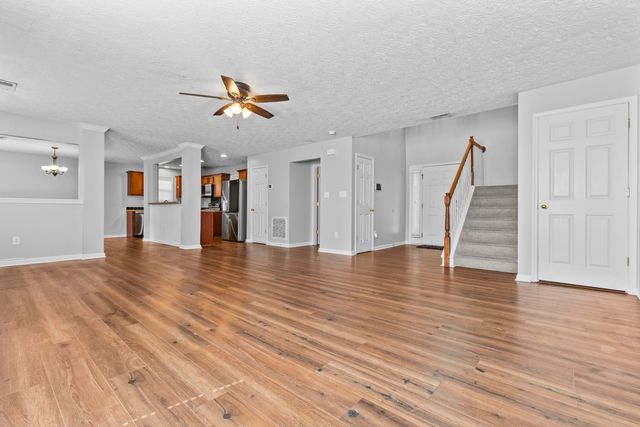 820 White Wood Flat, Lexington, KY 40511