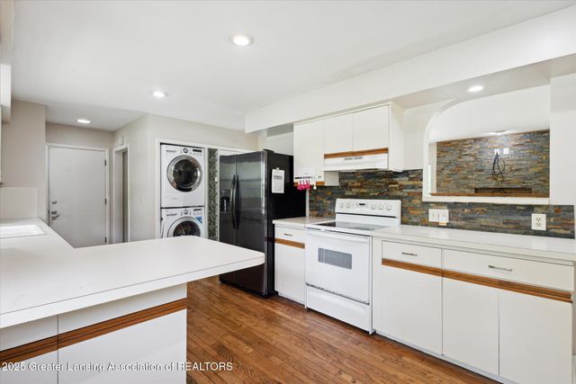 4793 Ottawa Drive, Okemos, MI 48864