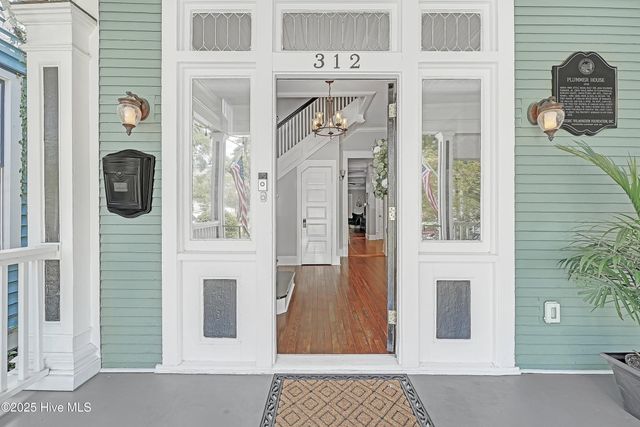 312 N 5th Avenue, Wilmington, NC 28401