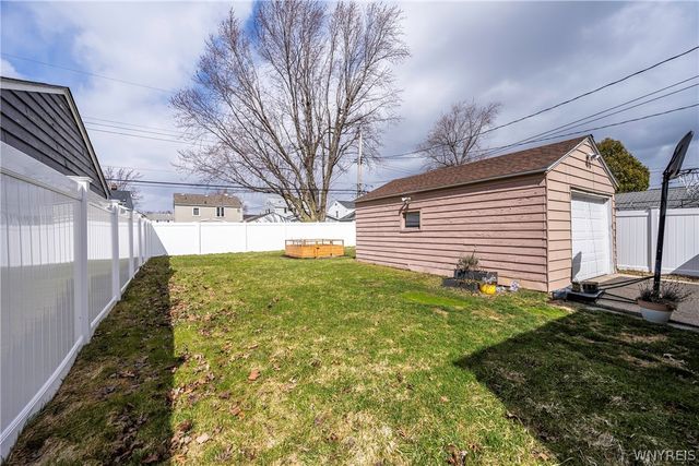 624 Moore Avenue, Tonawanda, NY 14223