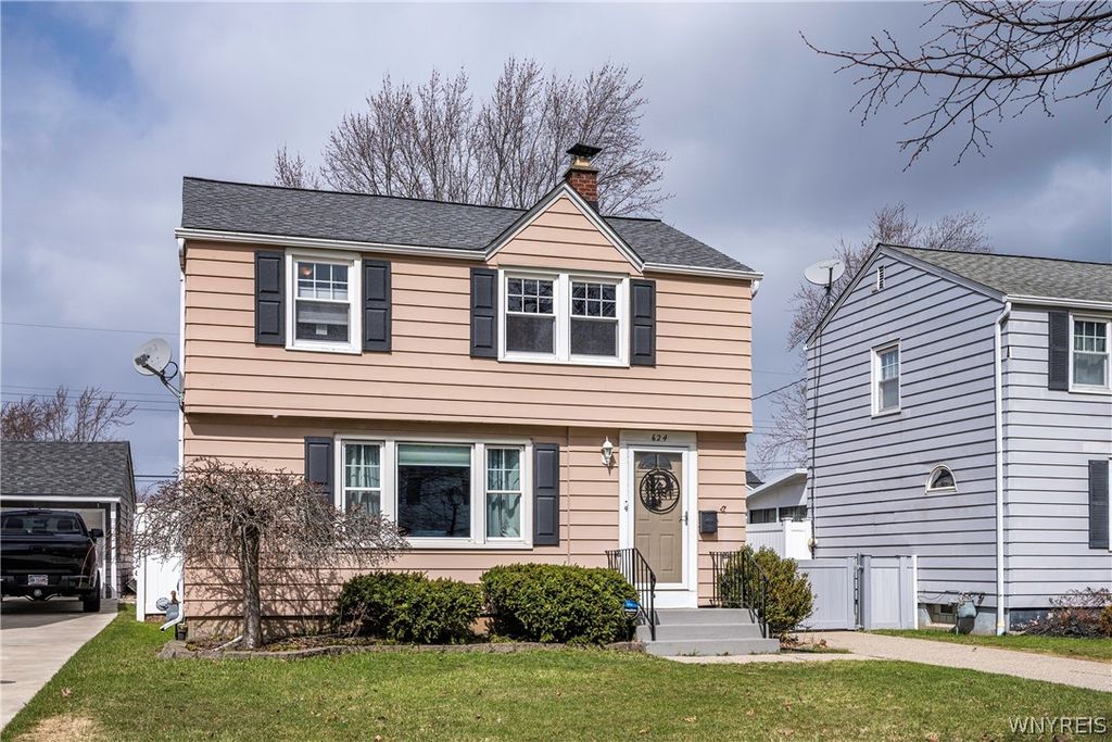 624 Moore Avenue, Tonawanda, NY 14223
