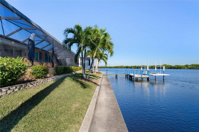 3572 PEACE RIVER DRIVE, Punta Gorda, FL 33983