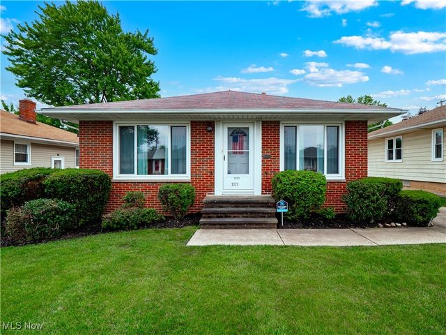 3323 North Avenue, Parma, OH 44134