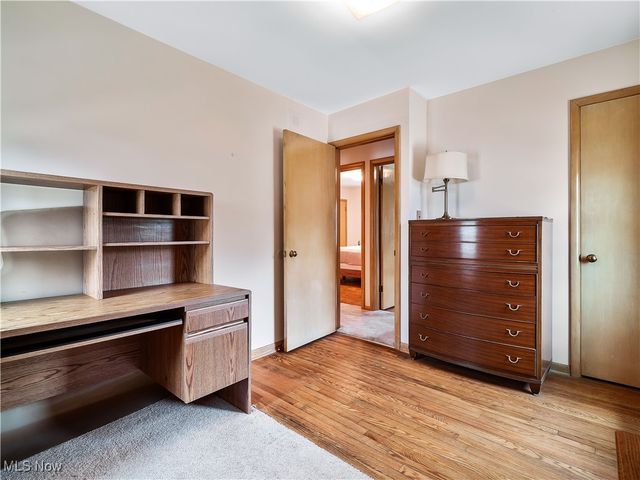 3323 North Avenue, Parma, OH 44134