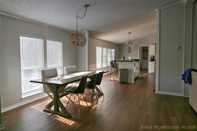 4028 Carefree Lane, Kingston, OK 73439