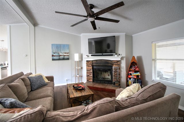 4028 Carefree Lane, Kingston, OK 73439