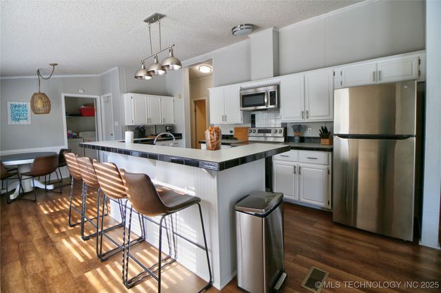 4028 Carefree Lane, Kingston, OK 73439