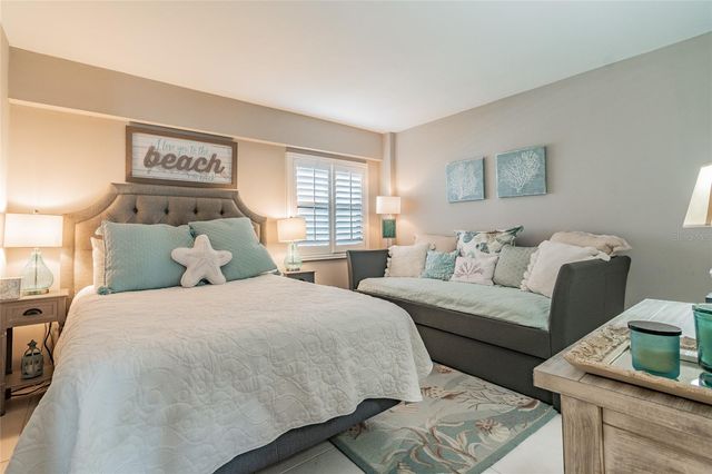 13650 GULF BOULEVARD 402, Madeira Beach, FL 33708