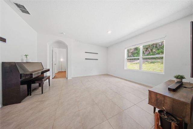 5636 HORSESHOE LOOP, Apopka, FL 32712