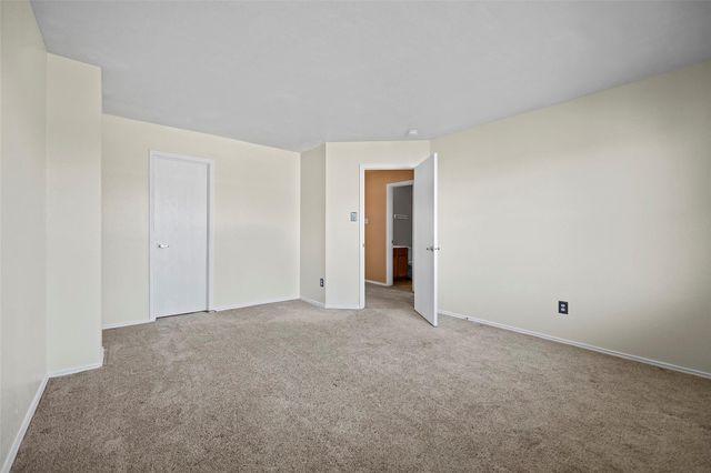 7627 Greenwood Point Drive, Cypress, TX 77433