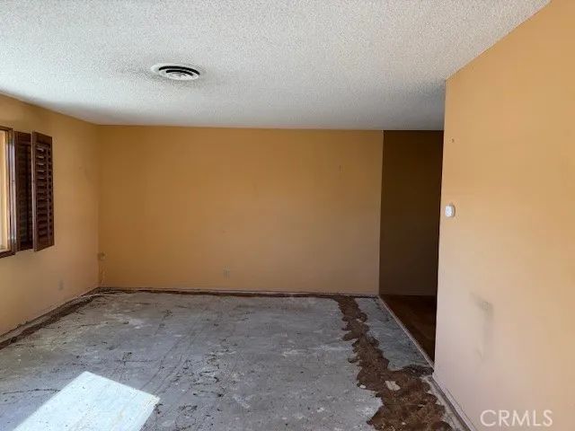 26079 Anawood, Hemet, CA 92544