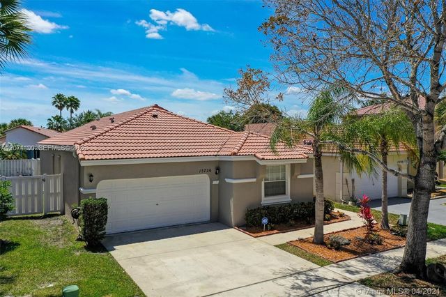 15726 NW 16th Court 15726, Pembroke Pines, FL 33028