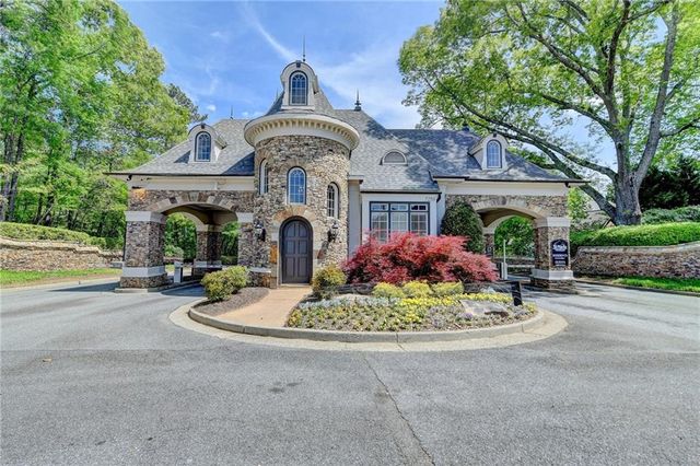 9030 Moor Park Run, Duluth, GA 30097