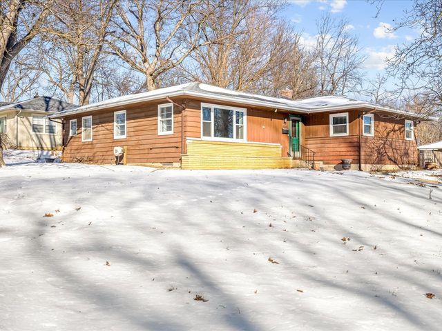 3504 Brendenwood Road, Rockford, IL 61107