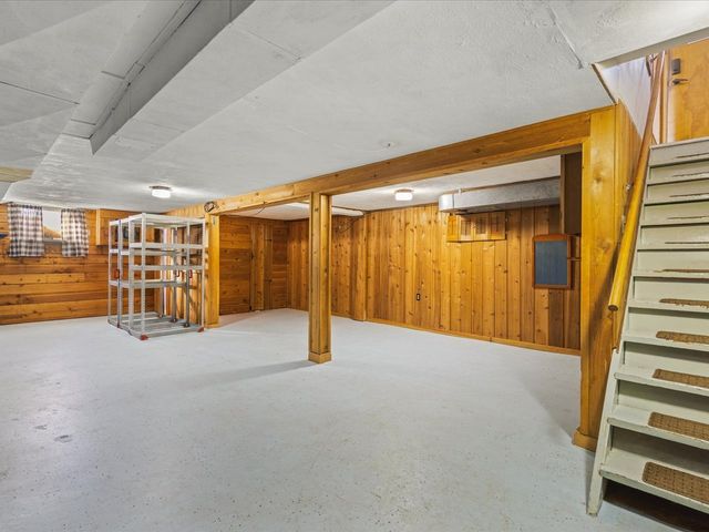 3504 Brendenwood Road, Rockford, IL 61107