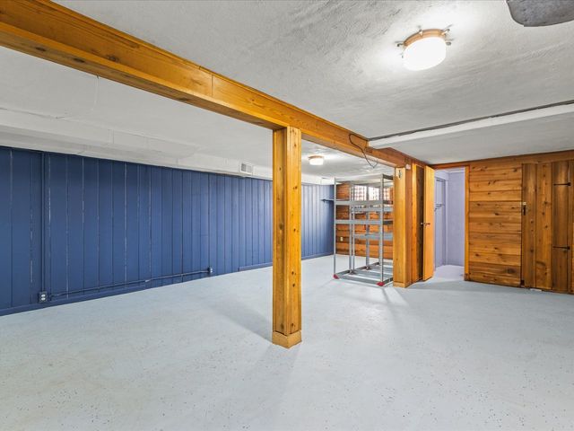 3504 Brendenwood Road, Rockford, IL 61107