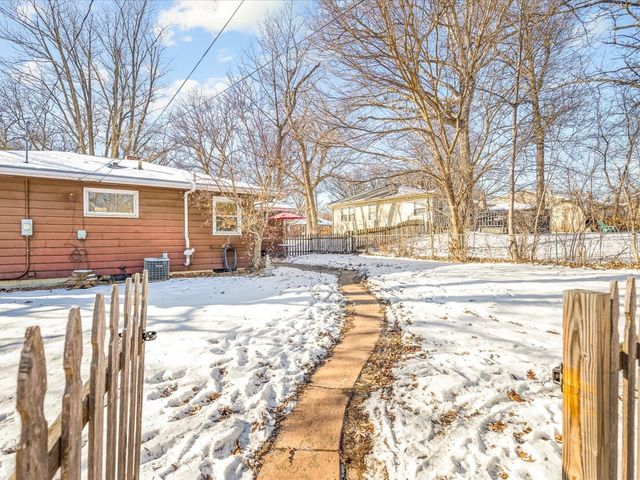 3504 Brendenwood Road, Rockford, IL 61107