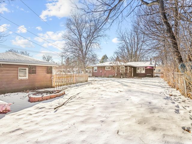 3504 Brendenwood Road, Rockford, IL 61107