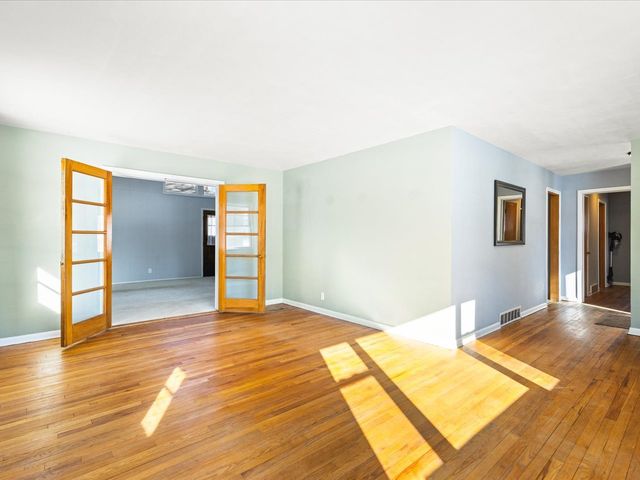 3504 Brendenwood Road, Rockford, IL 61107