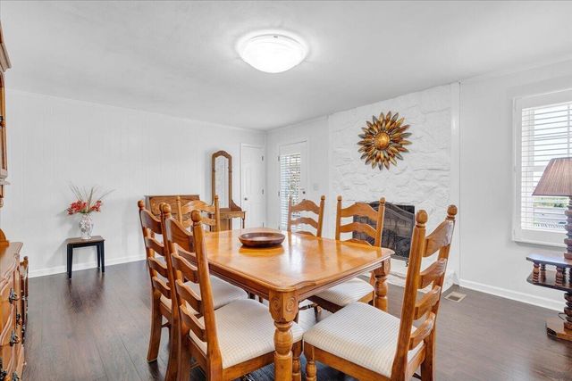 139 Winesap RD, Roanoke, VA 24019