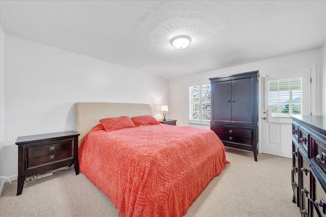 139 Winesap RD, Roanoke, VA 24019