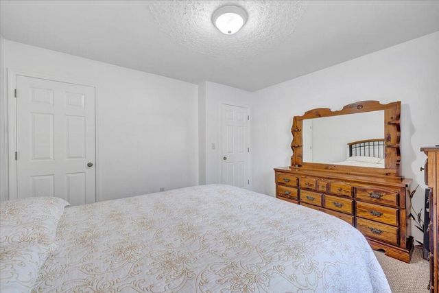139 Winesap RD, Roanoke, VA 24019