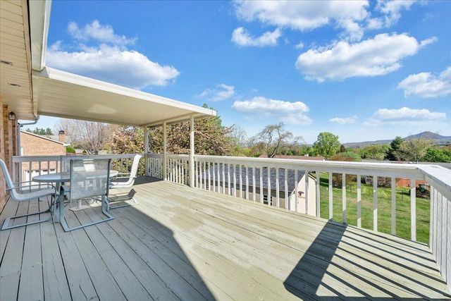 139 Winesap RD, Roanoke, VA 24019