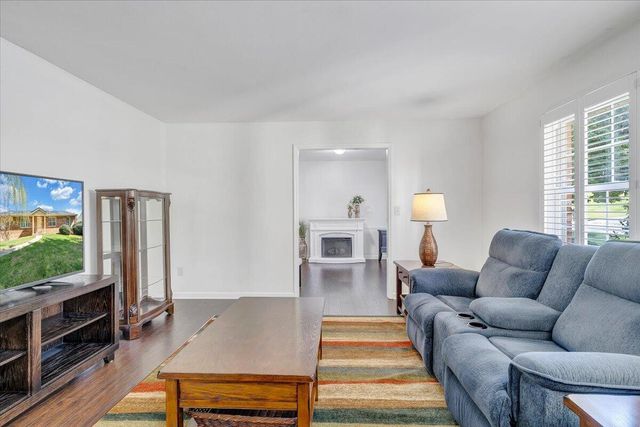 139 Winesap RD, Roanoke, VA 24019