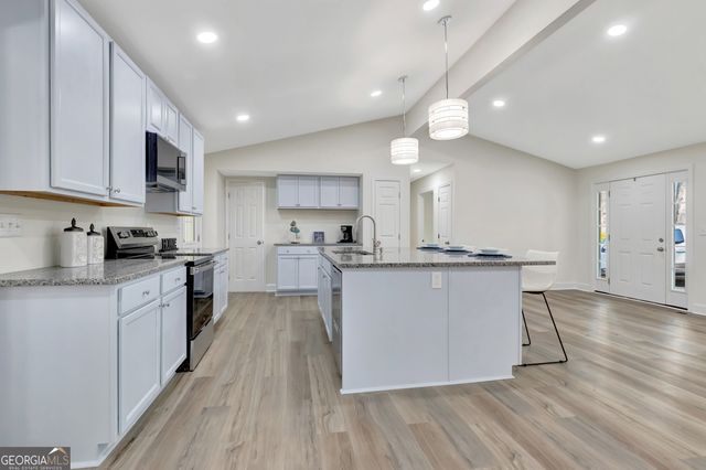 140 Mary Freeman Road, Newnan, GA 30265