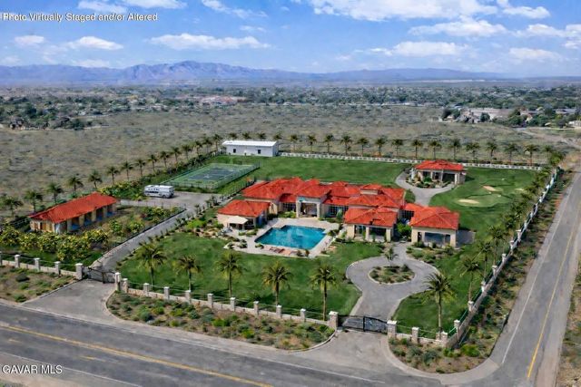 Cor Avenue L8 37th Stw, Quartz Hill, CA 93536