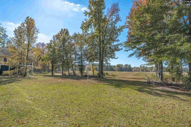 105 Dogwood Shores Lane, Eastover, SC 29044