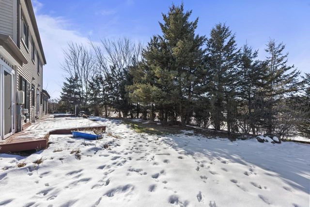 243 Royal Oak COURT, Pewaukee, WI 53072