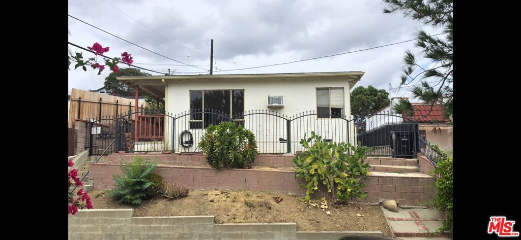 1721 Kilbourn Street, Los Angeles, CA 90065 — exterior