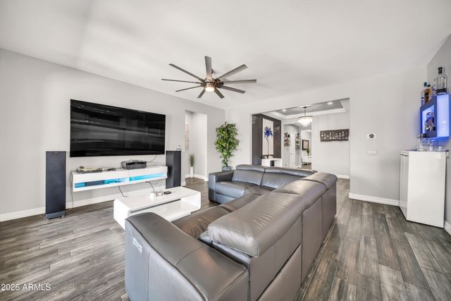 3713 W ABRAMS Drive, New River, AZ 85087