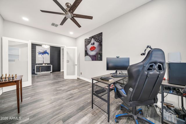 3713 W ABRAMS Drive, New River, AZ 85087