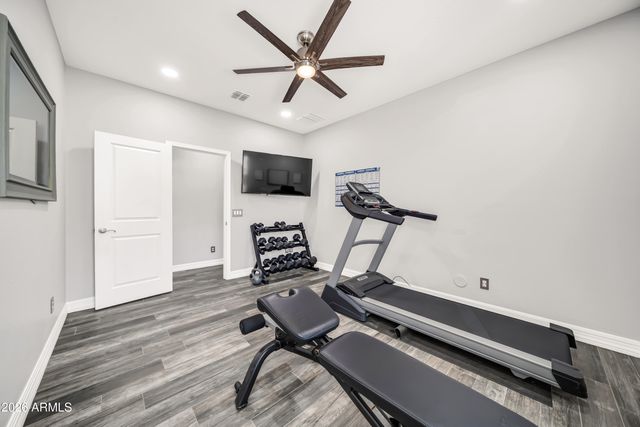 3713 W ABRAMS Drive, New River, AZ 85087