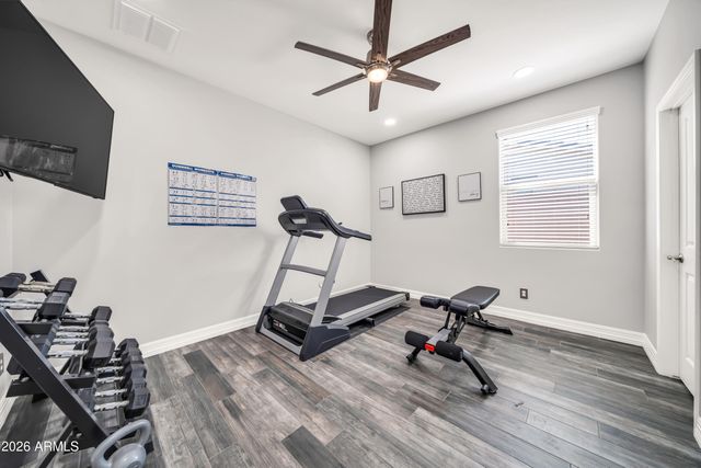 3713 W ABRAMS Drive, New River, AZ 85087