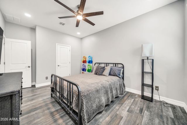 3713 W ABRAMS Drive, New River, AZ 85087