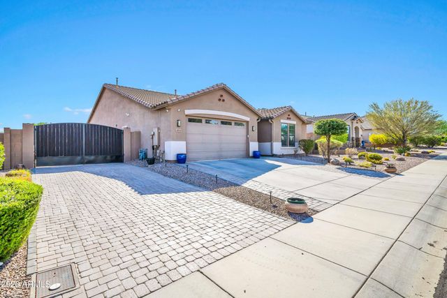 3713 W ABRAMS Drive, New River, AZ 85087