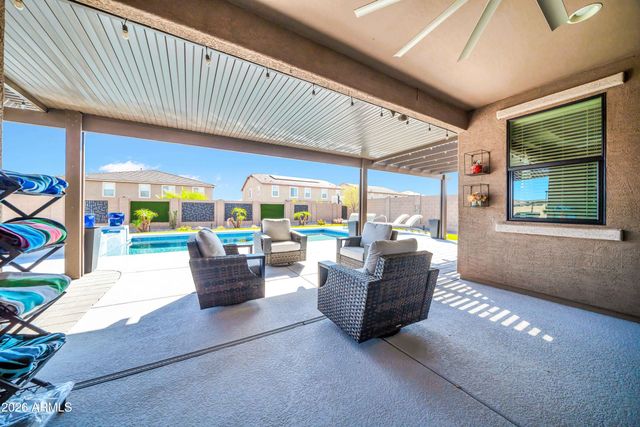 3713 W ABRAMS Drive, New River, AZ 85087