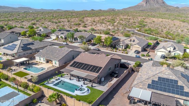 3713 W ABRAMS Drive, New River, AZ 85087
