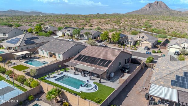 3713 W ABRAMS Drive, New River, AZ 85087