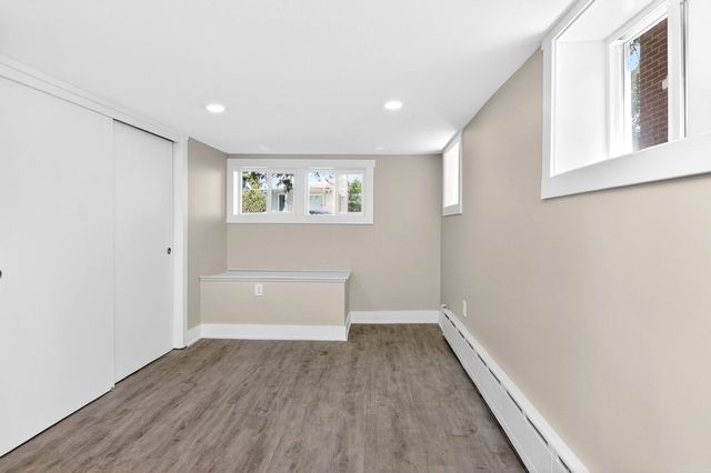 2426 N Neva Avenue, Chicago, IL 60707