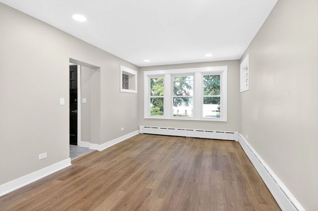 2426 N Neva Avenue, Chicago, IL 60707