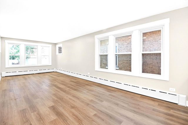 2426 N Neva Avenue, Chicago, IL 60707