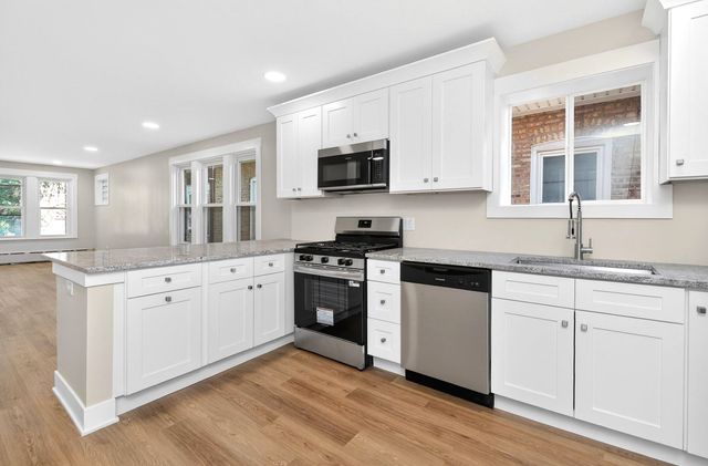 2426 N Neva Avenue, Chicago, IL 60707
