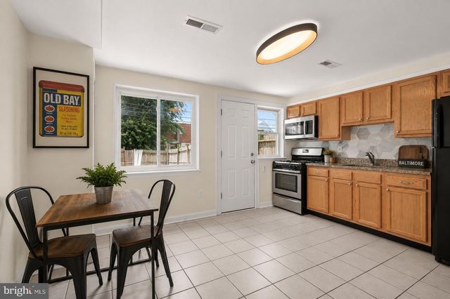4711 CHATFORD AVE, Baltimore, MD 21206
