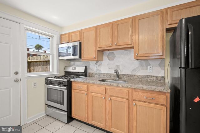 4711 CHATFORD AVE, Baltimore, MD 21206