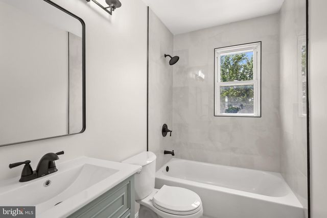 4711 CHATFORD AVE, Baltimore, MD 21206
